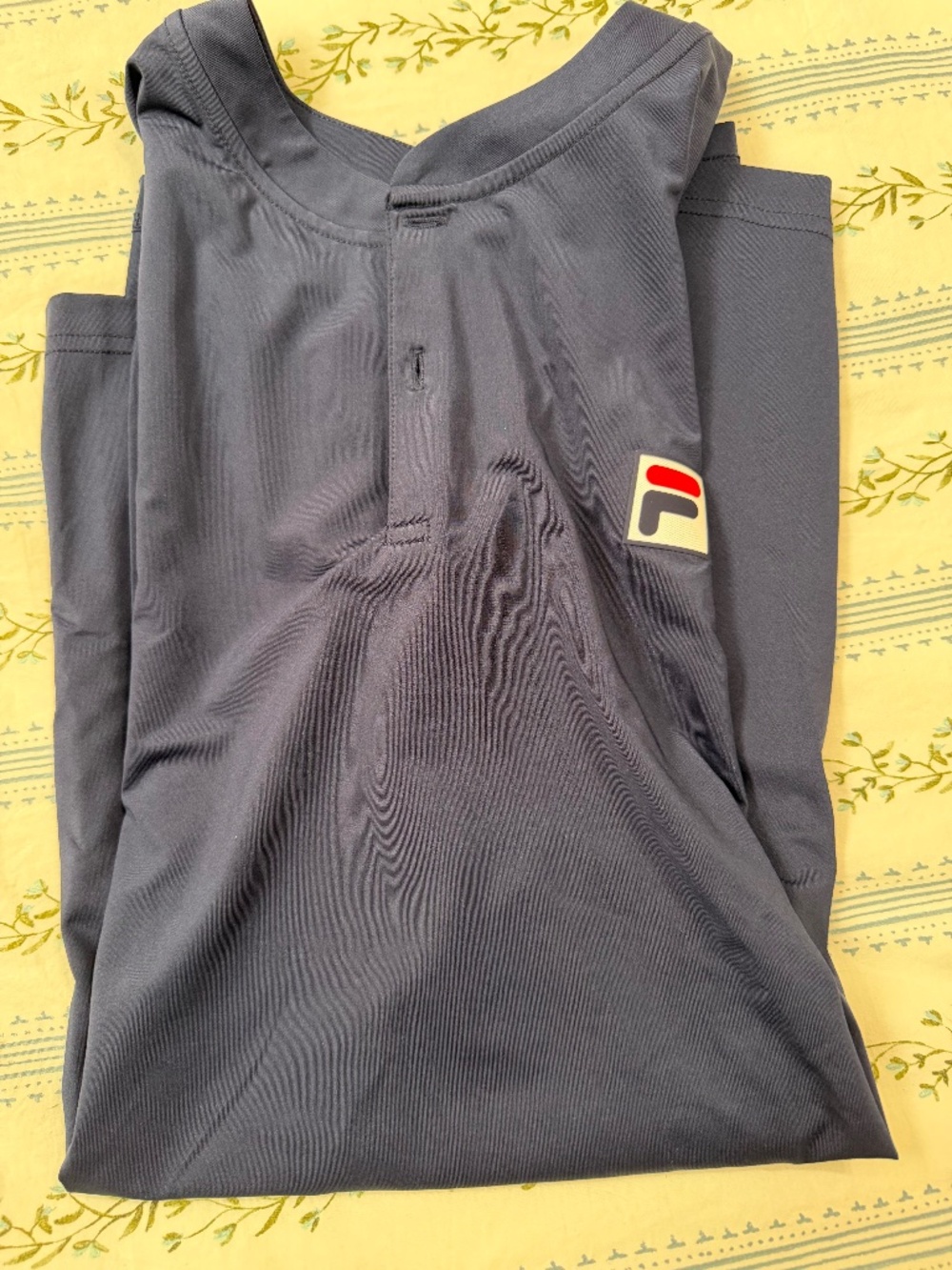 2 Fila blade collar short sleeve shirts XXL